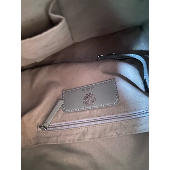 Vincent Camuto Arlow Pebbled Leather Ctossbody Handbag - Picture 9 of 9